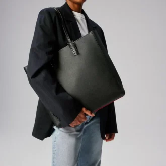 Cabata – Geantă tote – Piele de vițel și ținte – Negru