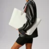 Cabata Large – Gență Tote – Piele de vițel și ținte – Bianco