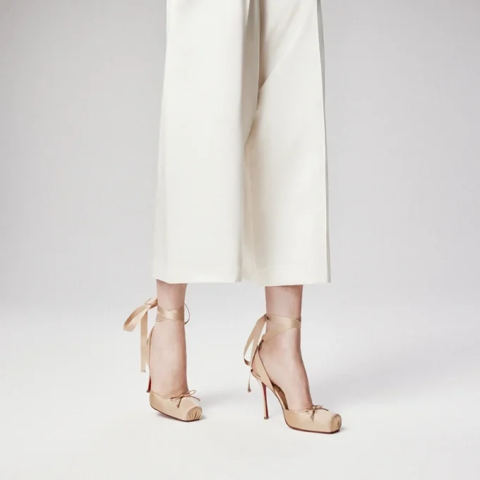 Cassia cu șireturi – Pantofi cu toc stiletto de 100 mm – Satin creponat – Nude 1 – Femei