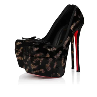 Cassia Nodo Alta – Pantofi cu toc de 160 mm – Catifea brodată „Leo by Night” – Negru – Femei