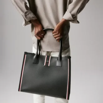 Nastroloubi L – Gență Tote – Piele de vițel granulată – Negru