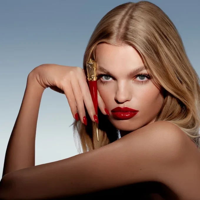 Rouge Stiletto Vinyl Gloss Copper Fever 352V Copper Fever – Christian Louboutin Frumusețe Statele Unite
