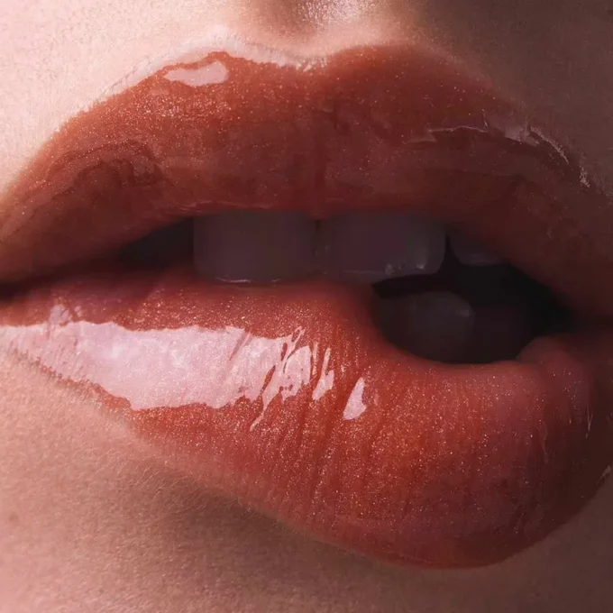 Rouge Stiletto Vinyl Gloss Copper Fever 352V Copper Fever – Christian Louboutin Frumusețe Statele Unite